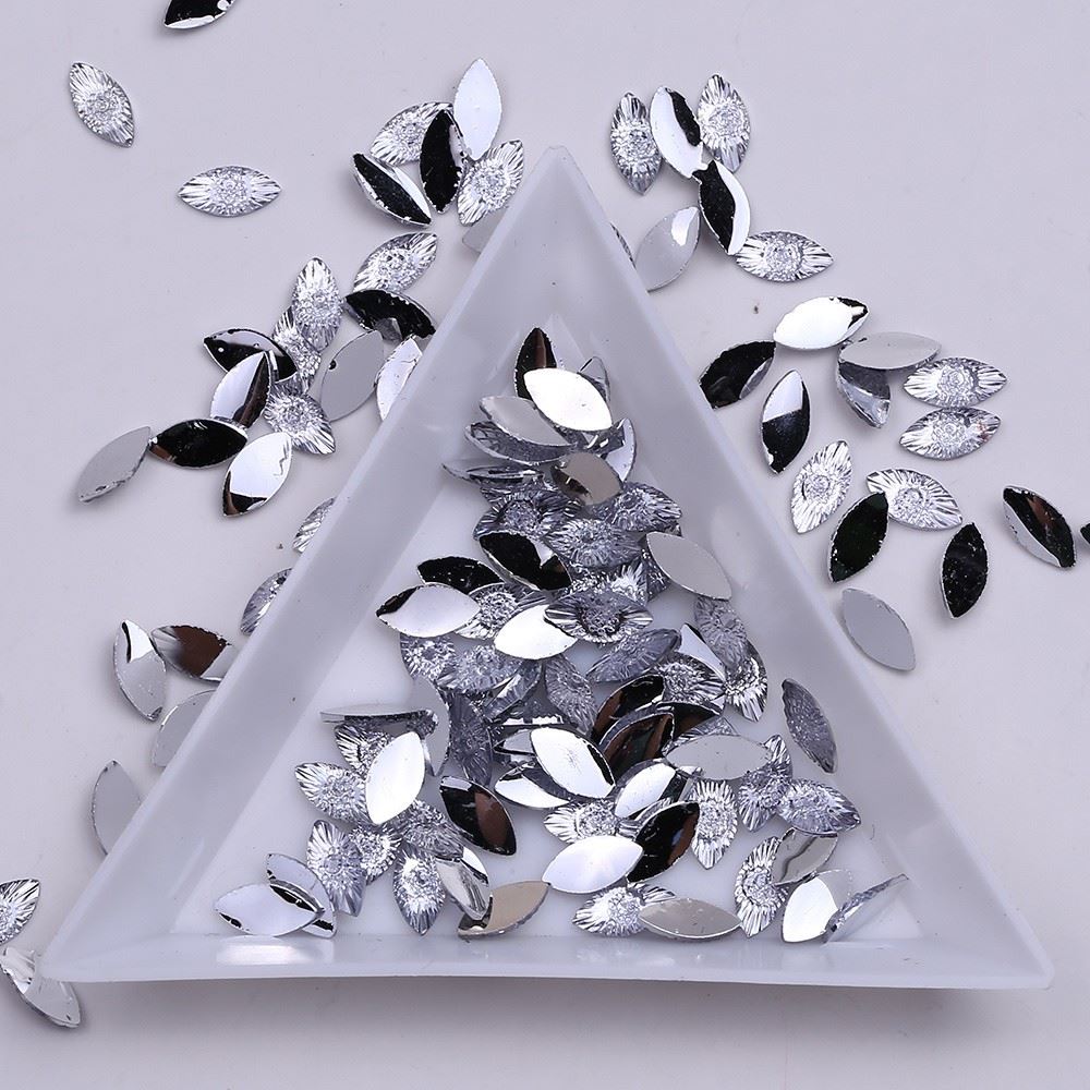 Navette Rhinestone white(1)