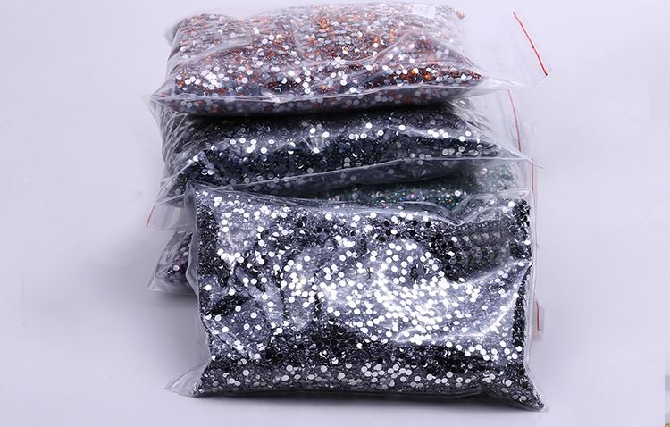 Navette Rhinestone bulk(1)